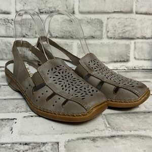 Women's Rieker Doris White/Kiesel Leather Shoes, Size 40 or US Size 8.5-9